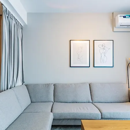 President 76 Apartment Craiova