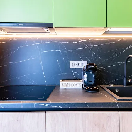 President 76 Διαμέρισμα *