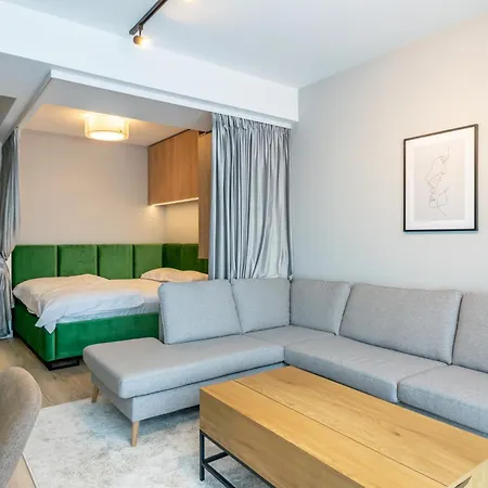 Διαμέρισμα President 76 *